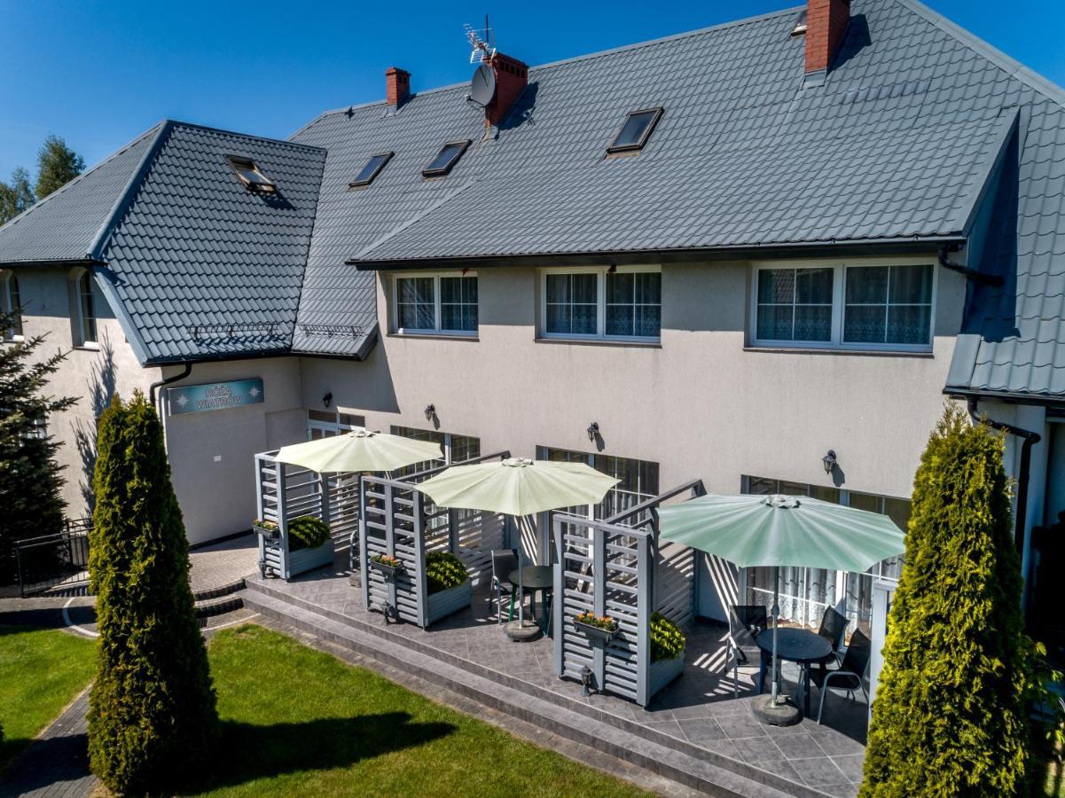 Ferienwohnung Dw Roza Wiatrow Dębki Exterior foto