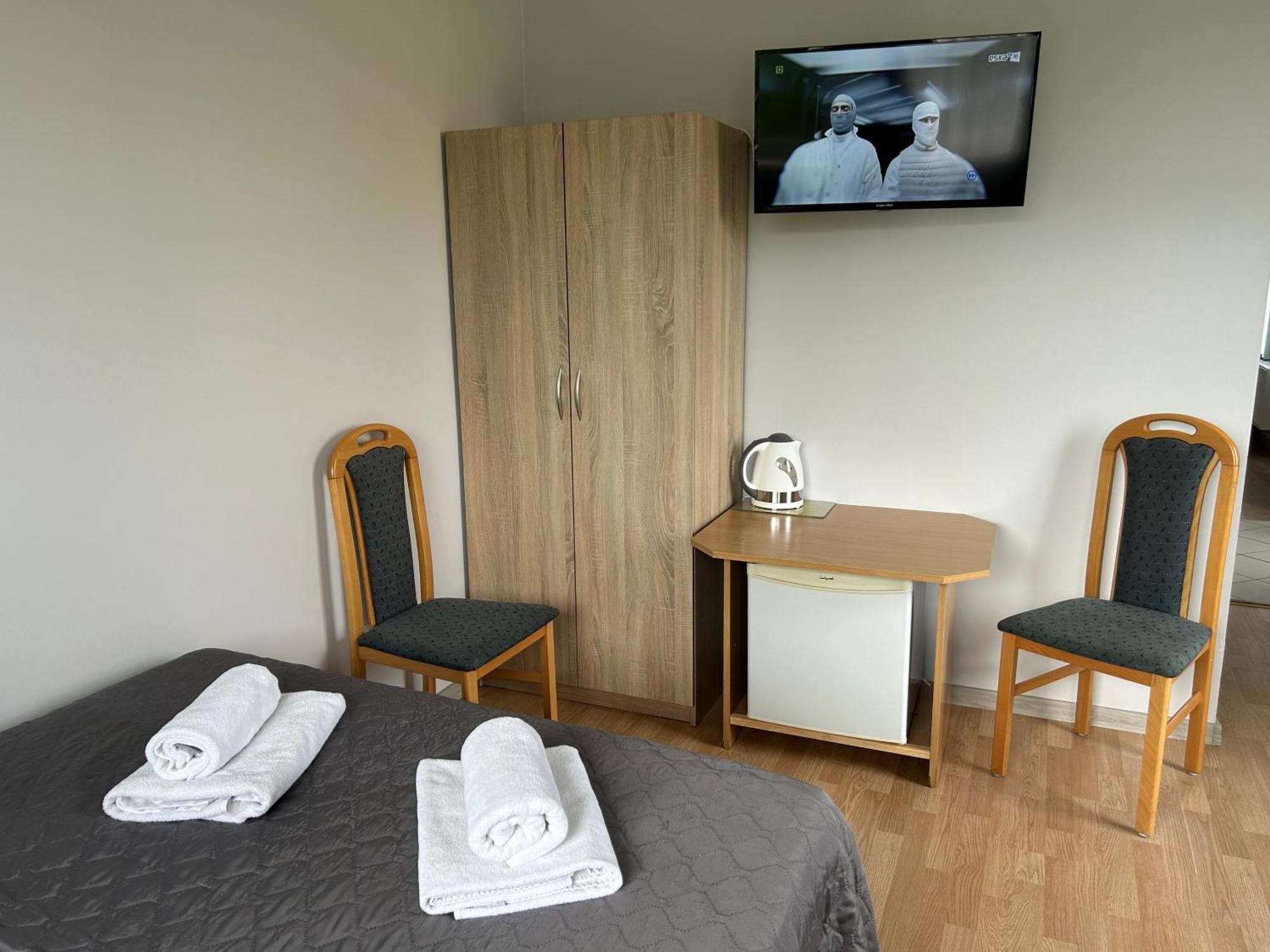 Ferienwohnung Dw Roza Wiatrow Dębki Exterior foto