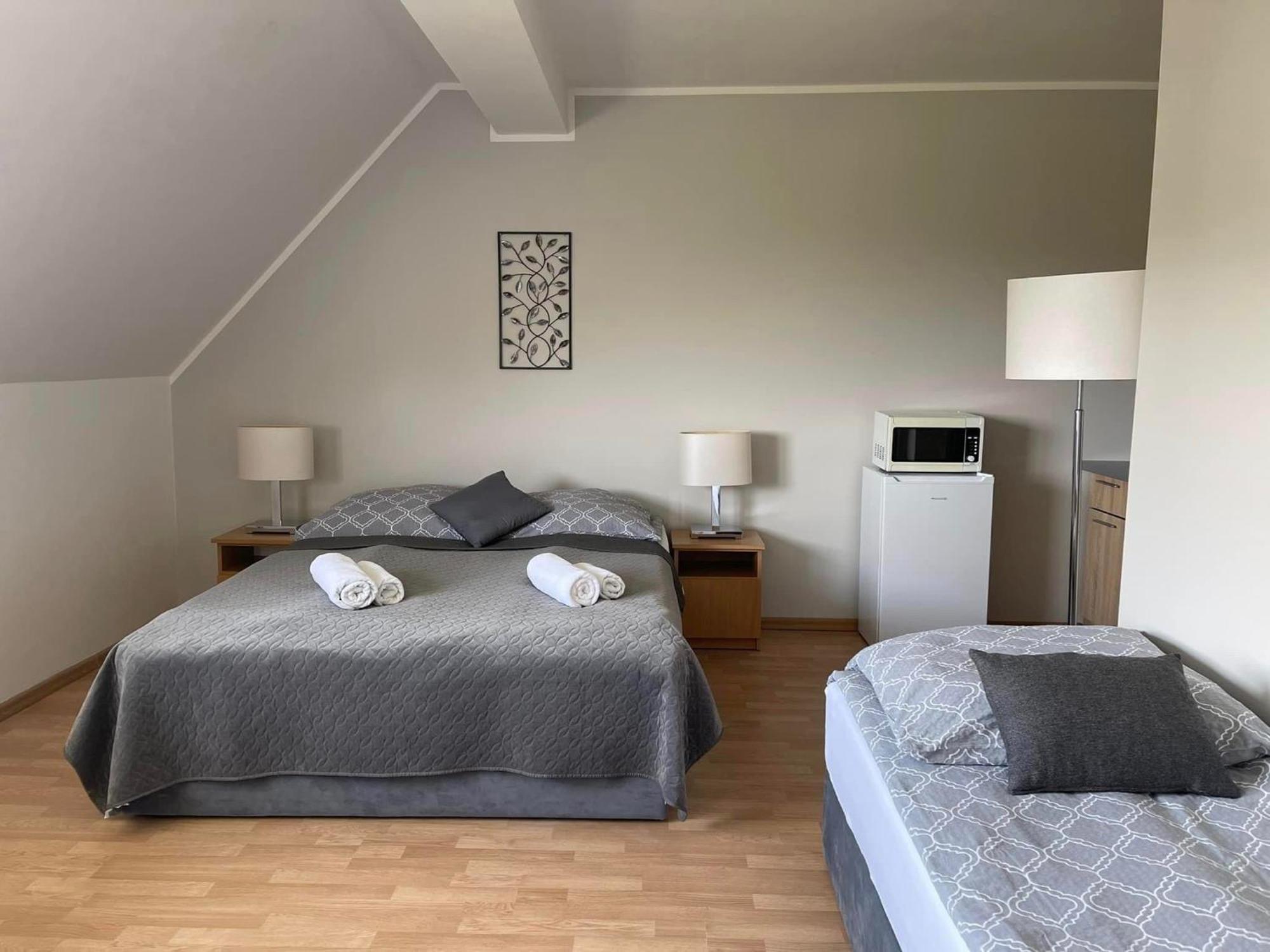 Ferienwohnung Dw Roza Wiatrow Dębki Exterior foto