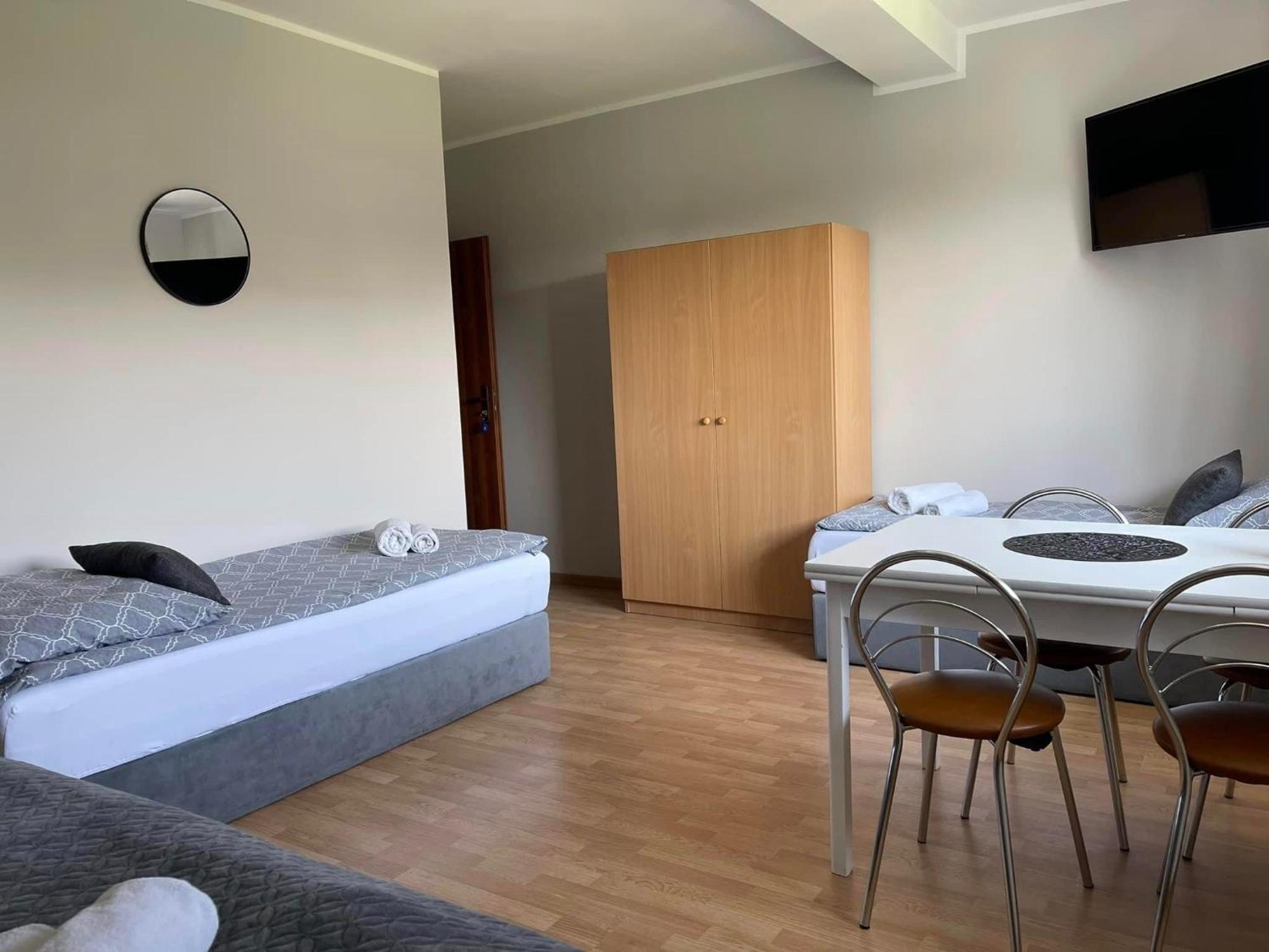 Ferienwohnung Dw Roza Wiatrow Dębki Exterior foto