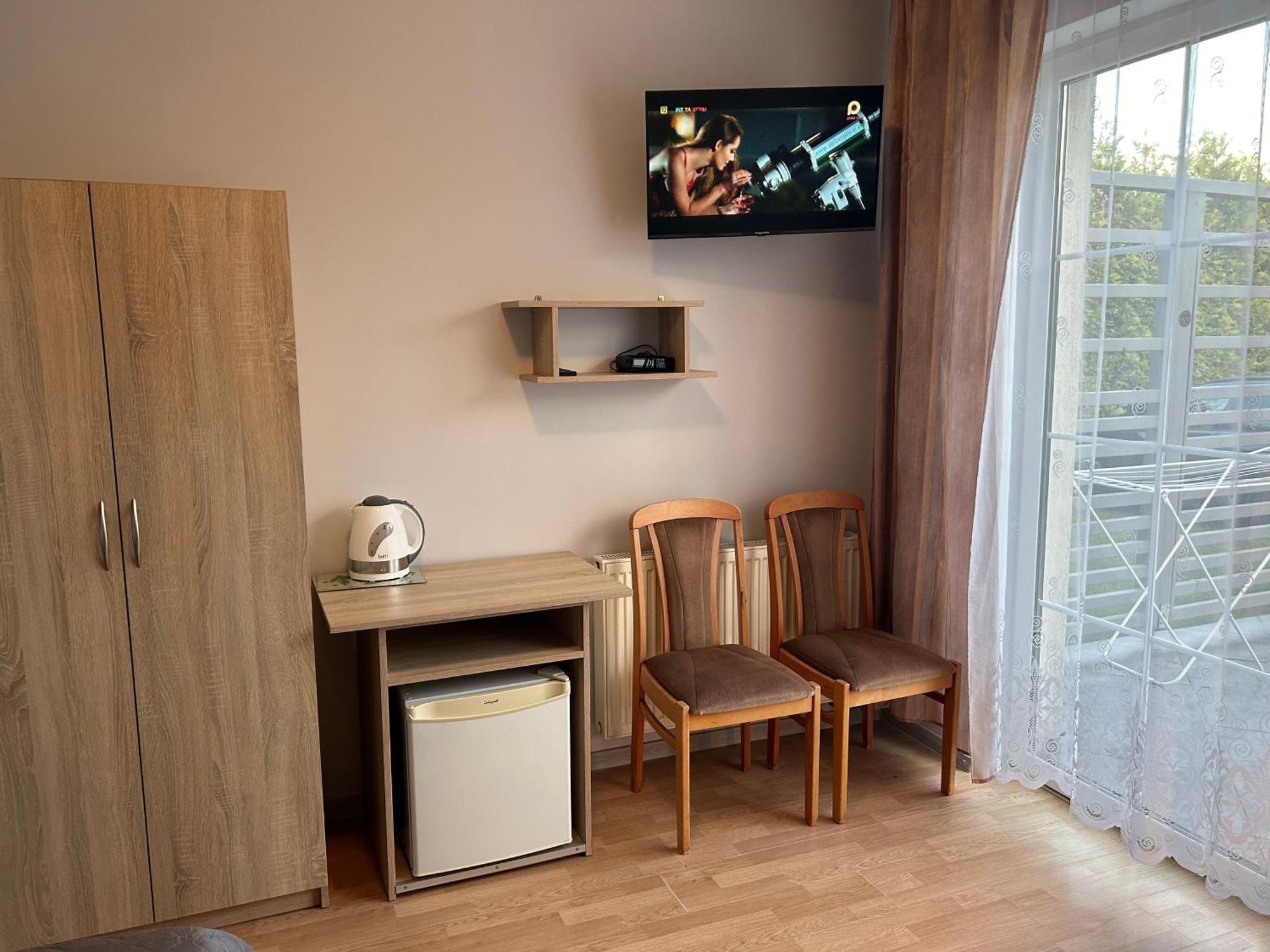 Ferienwohnung Dw Roza Wiatrow Dębki Exterior foto